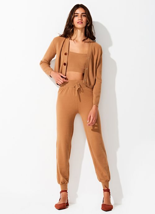 TRIYA_CALCA-NANDA-TRICOT_CAMELO_01