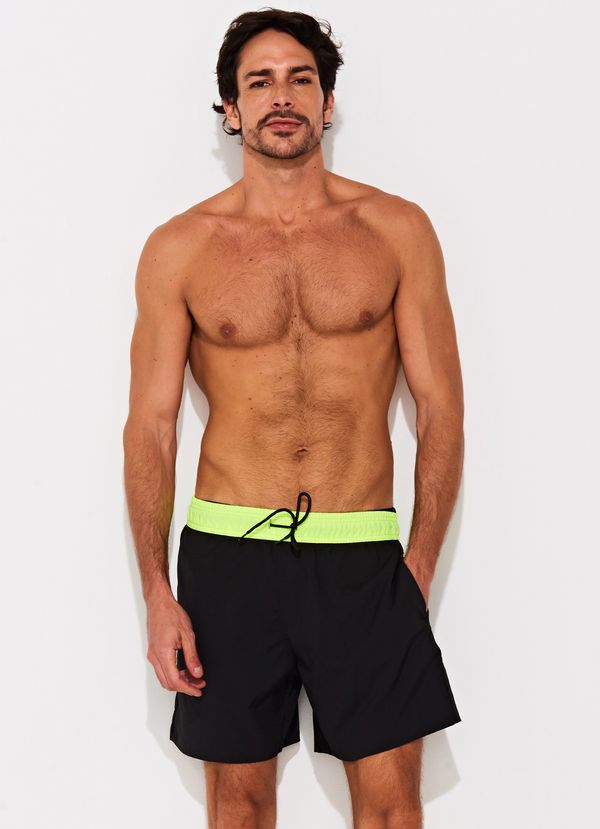 TRIYA_SHORTS-RIO-MASCULINO-PRETO-COS-VERDE_01 TRIYA_SHORTS-RIO-MASCULINO-PRETO-COS-VERDE_01