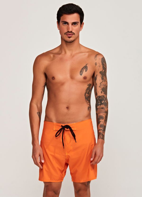 BSSH14_LRJ_1-BERMUDA-CUT-MAUI BSSH14_LRJ_1-BERMUDA-CUT-MAUI