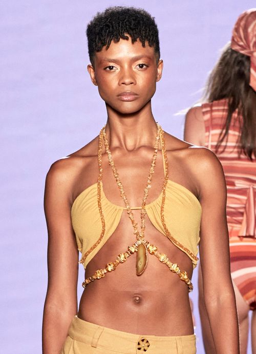DF23T03AC02_HRY_1-TOP-PEDRAS-AMARELO---BODY-CHAIN
