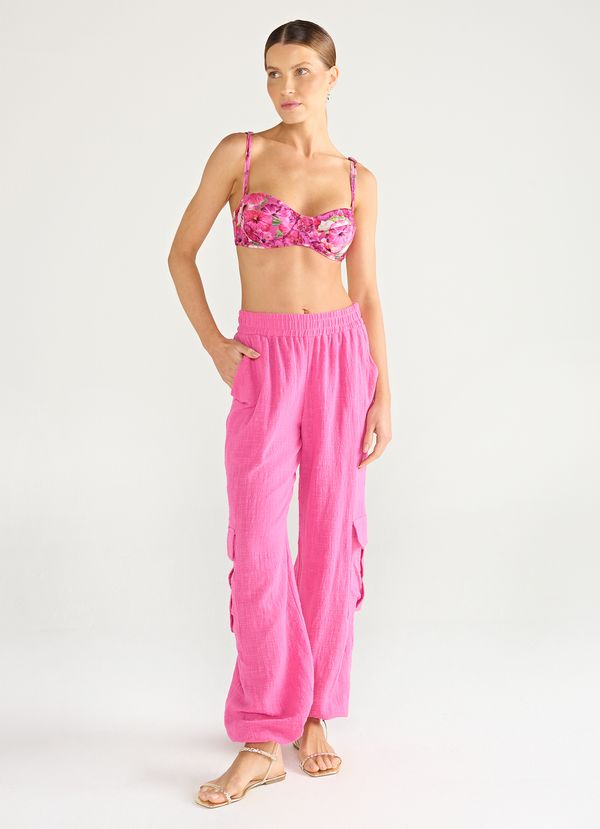 YV25CL01AA_FEA_1-CALCA-WILD YV25CL01AA_FEA_1-CALCA-WILD