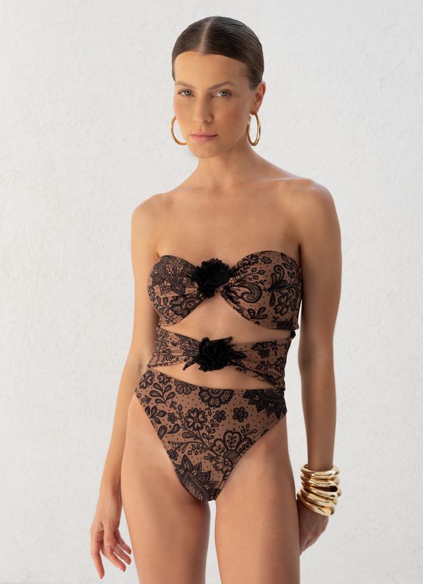 VMMM01EA_CAST_1-MAIO-AYLA VMMM01EA_CAST_1-MAIO-AYLA