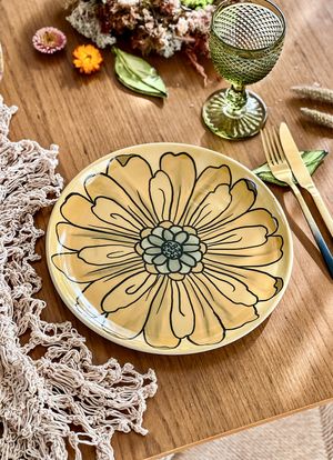 JAY05_ZOH_1-PRATO-RASO-FLOR-MARROM