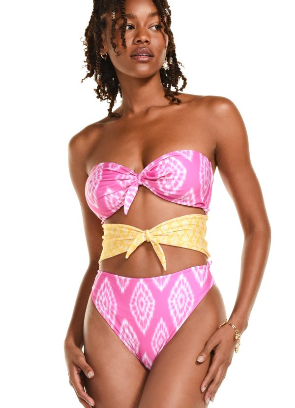 V26M02EA_0006_1-MAIO-AYLA