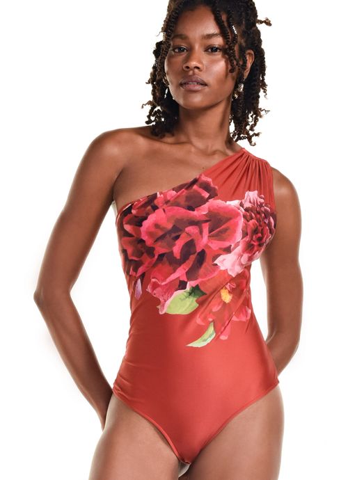 V26M02EB_0048_1-MAIO-RACHEL