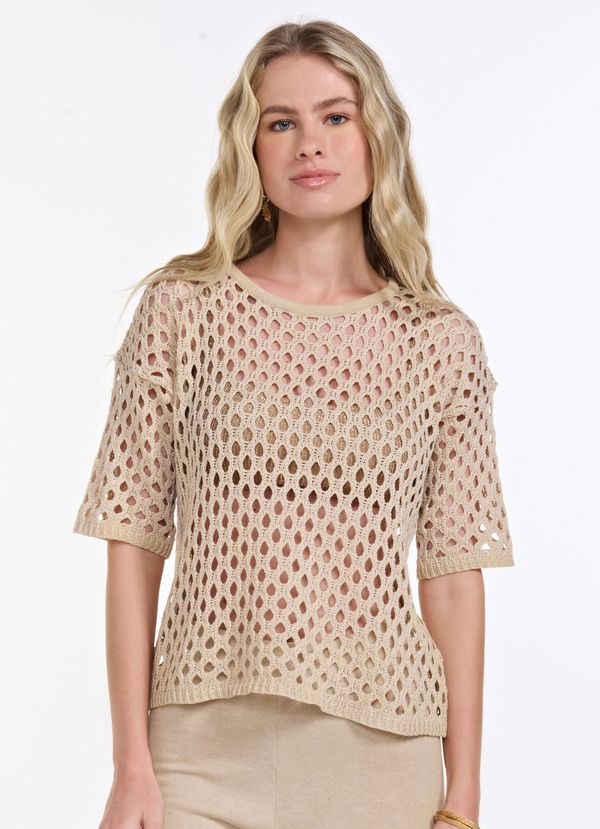 V26TR01C_065_1-CROPPED-RENATA V26TR01C_065_1-CROPPED-RENATA