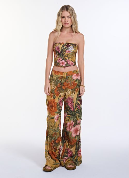 V26CL02VC_0083_1-CALCA-SAFARI