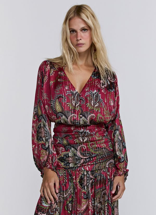 I26BL09VA_00035_1-BATA-NAOMI