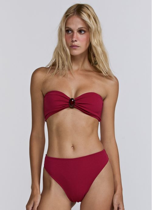 I26M05LA_085_2-MAIO-AYLA