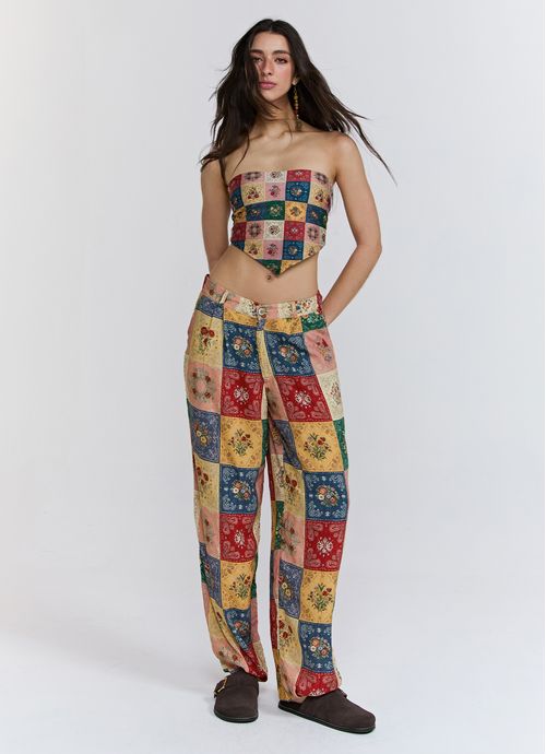 I26CL07VA_00039_2-CALCA-BALON