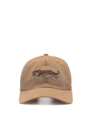 I26AC01_00011_2-BONE-TIGER