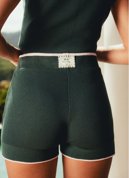 SLY26SH03LA_00121_2-SHORTS-RESORT-HIVE